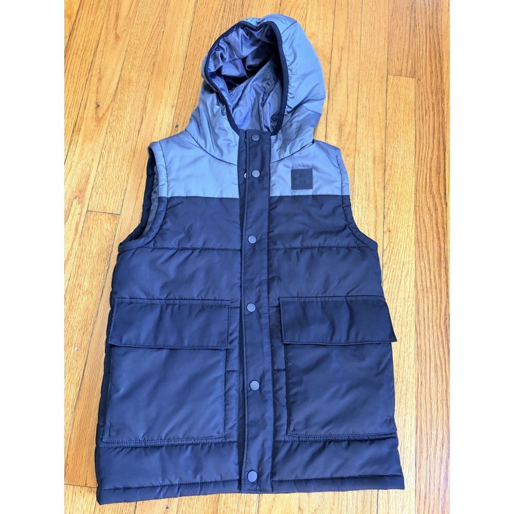 Under Armour Boys Ymed Hooded Insulated Puffer Vest Snap Front Black/Gray